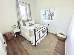 3 habitaciones, escritorio, wifi gratis y ropa de cama 