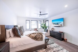 4 bedrooms, desk, iron/ironing board, free WiFi