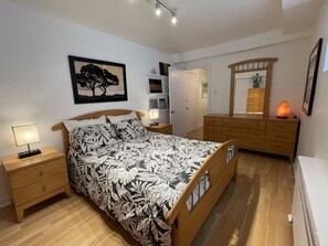 1 chambre, bureau, fer et planche à repasser, Wi-Fi gratuit