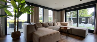 Belle maison de vacances avec bien-être et vue