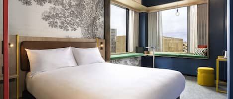 In-room safe, laptop workspace, free WiFi, bed sheets