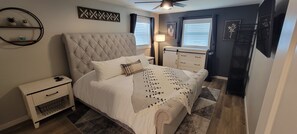 4 chambres, fer et planche à repasser, Wi-Fi gratuit, draps fournis