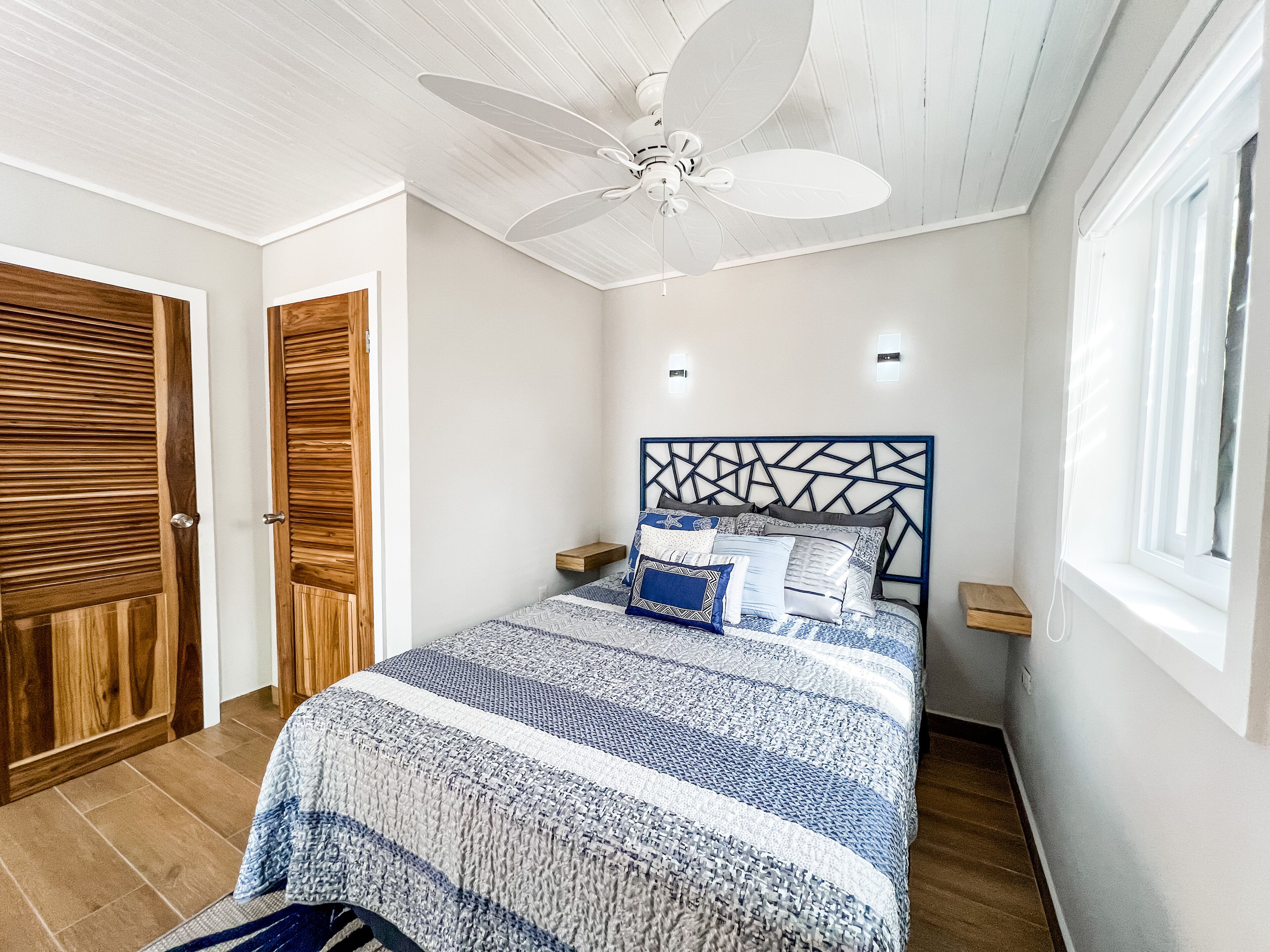 1 bedroom, in-room safe, desk, iron/ironing board