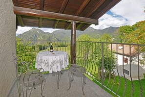 Standard House, Multiple Bedrooms, 2 Bathrooms, Mountainside (Casa Gerolamo) | Outdoor dining - Casa Gerolamo (Esino Lario)