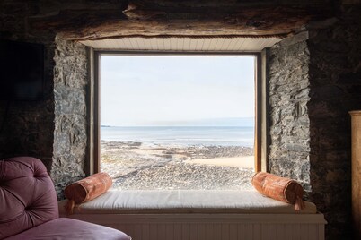 Cross Seas House - Ireland's Closest House to the Sea , Cross Seas - 2 Bedrooms: 1 Double Rooms, 1 T