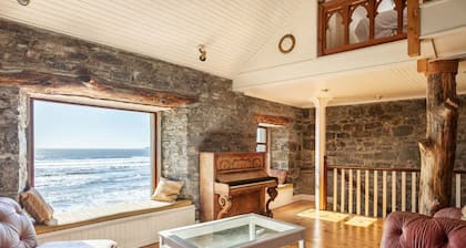 Cross Seas House - Ireland's Closest House to the Sea , Cross Seas - 2 Bedrooms: 1 Double Rooms, 1 T