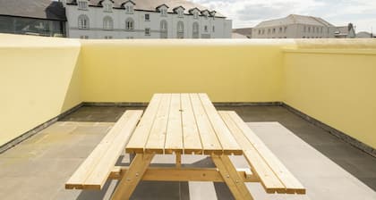 Dough Beag 10 (250m to Lahinch Beach), Dough Beag Apartment