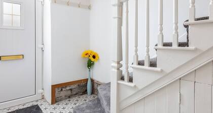 RiverView - In the Market Town of Ennistymon, Riverview - a short walk to EVERYTHING Ennistymon