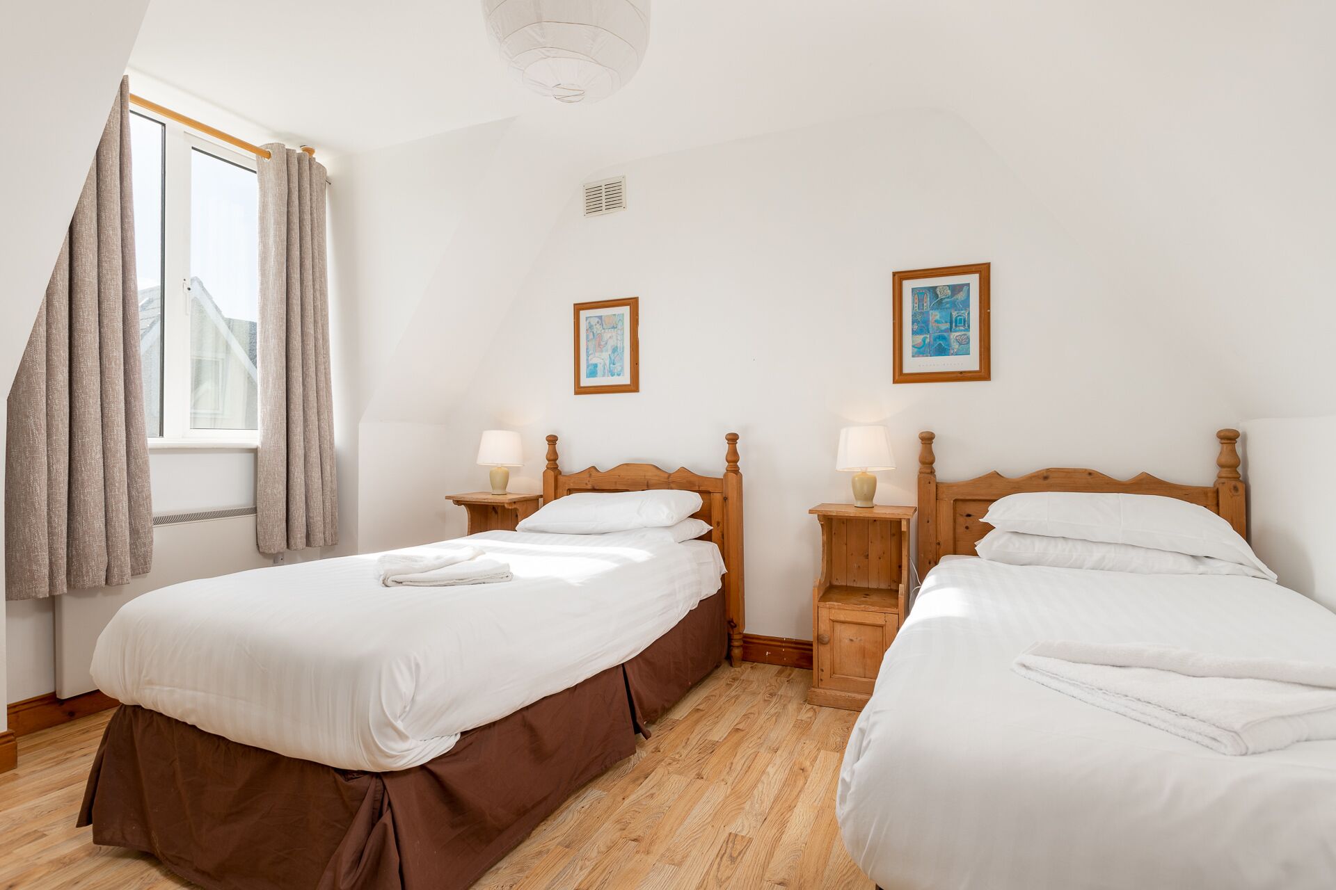 4 camere, ferro/asse da stiro, lenzuola