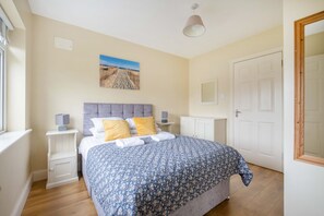 4 camere, ferro/asse da stiro, lenzuola