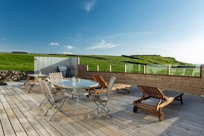 Outdoor dining - High View - Wild Atlantic Views Lahinch (Lahinch)