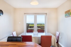 Dining - High View - Wild Atlantic Views Lahinch (Lahinch)