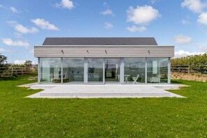 Exterior - Ellery Lodge - Luxury Family Holiday Home (Ballyellery Liscannor rd Lahinch)