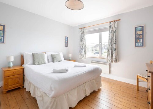 Summer Cove 10 (900m to Lahinch Beach)