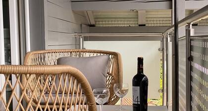 Ferienwohnung Panorama 48qm, Balkon, 1 Schlafz., Wohnschlafzi., Küchenz., WLAN