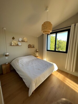 6 chambres, lit parapluie, Wi-Fi gratuit, draps fournis