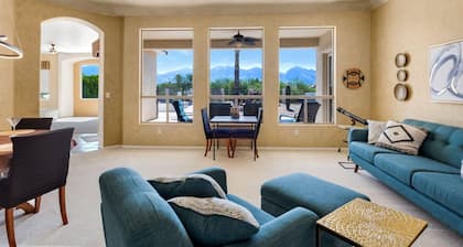 Mountain View Retreat by Casago