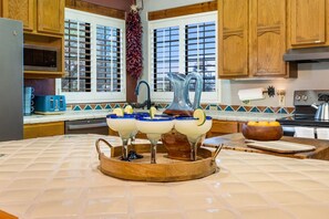House, 3 Bedrooms | Private kitchen - Cereus Vista by Casago (Tucson)