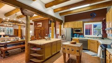 Nhà, 3 phòng ngủ | Bếp riêng