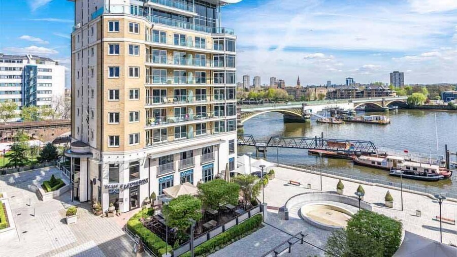 Chelsea Pad by condokeeper