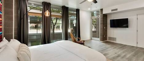 Een strijkplank/strijkijzer, wifi