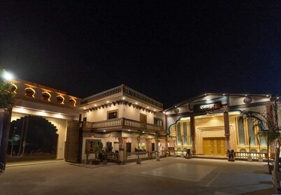 HOTEL RAJWADA RESORT