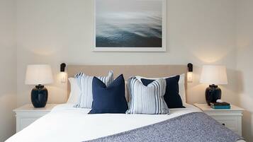 4 bedrooms, desk, iron/ironing board, free WiFi