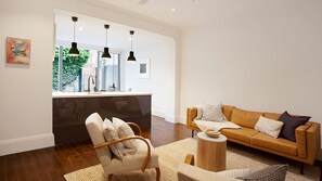 Interior - Harbourside Hideaway Double Bay Isyd (Double Bay)