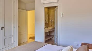 3 habitaciones, tabla de planchar con plancha y wifi gratis