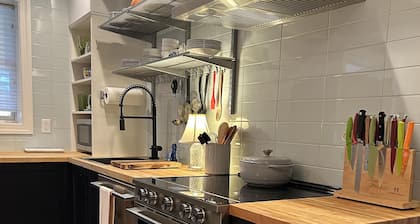 Park Street Retreat: Apartment | Ideal Extended Stay Min. Dtwn