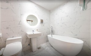 Bathroom - Grace Hotel (Cheonan)
