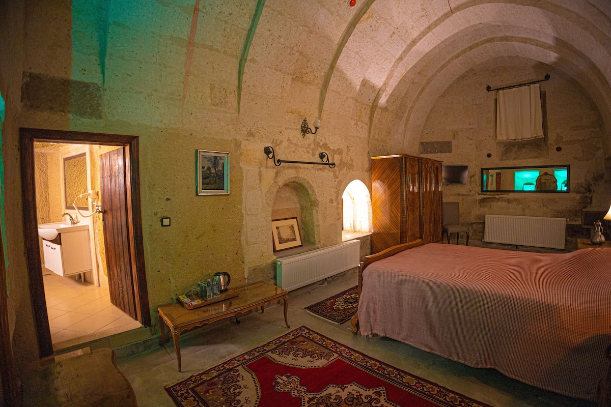 1 bedroom, Select Comfort beds, minibar, individually decorated