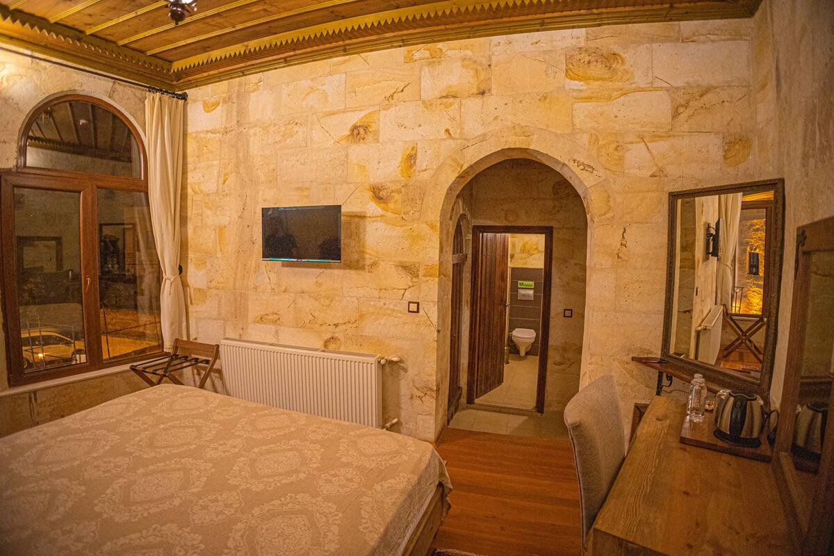 1 bedroom, Select Comfort beds, minibar, individually decorated