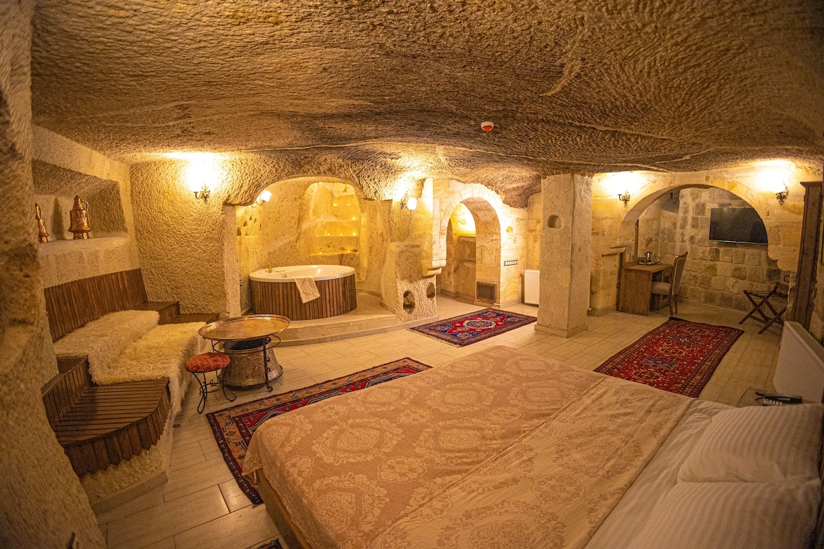 1 bedroom, Select Comfort beds, minibar, individually decorated