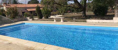 Alberca al aire libre