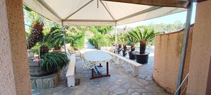 Outdoor dining - Villa Aurora Rimedia - Villa Aurora (C) (Orosei)