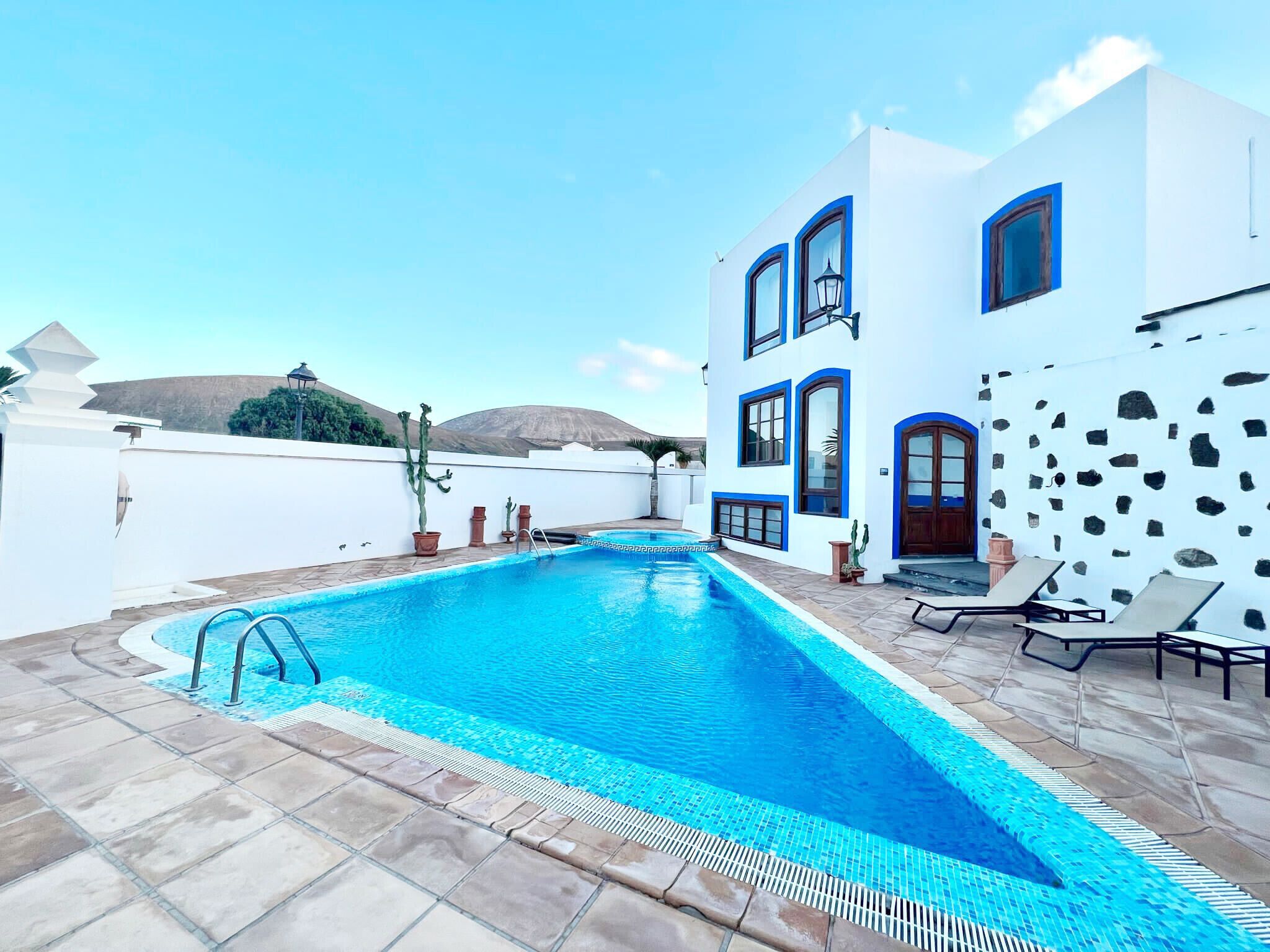 Doble classic BB, Wifi gratis, bonita piscina