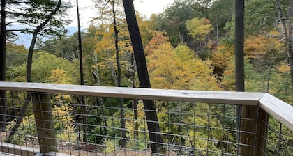 Seasonal, Cozy Geo-Dome with Heat/AC on Private Hiking paradise in Gunks.