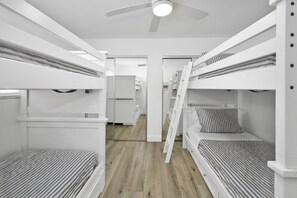6 bedrooms, iron/ironing board, travel cot, WiFi