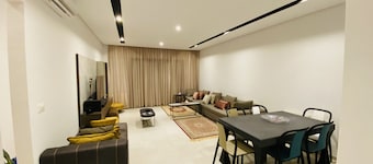 Luxurious 2 Bedroom Apartment 10 min from the Beach in the heart of Sousse đčđł