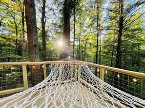 Property grounds - Treehouse With Hot Tub Close to Sunday River! (Woodstock)