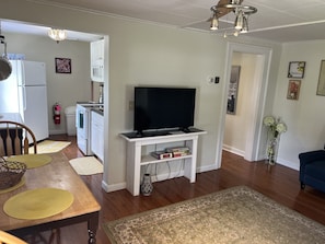 TV, DVD player