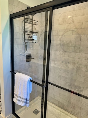 Shower, hair dryer, towels - Grousehall Total Renovation, contemporary design, short drive to Cooperstown (Schuyler Lake)