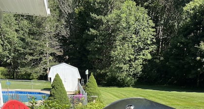 Nelson House - Pool, game room, basketball court, near All Star Village