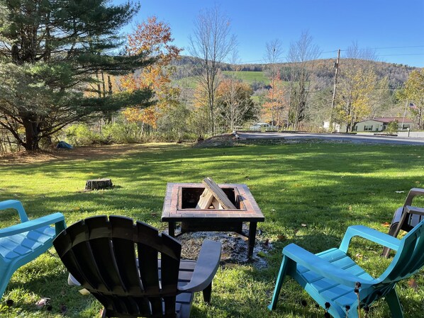 Property grounds - Pagey's Place - Peaceful country setting, fire pit, Foosball, amazing views (Cooperstown)