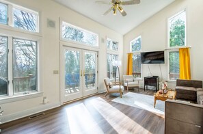 Fireplace, DVD player