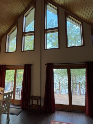 Interior - Riverbend waterfront, game room, fire pit, private dock (Maryland)