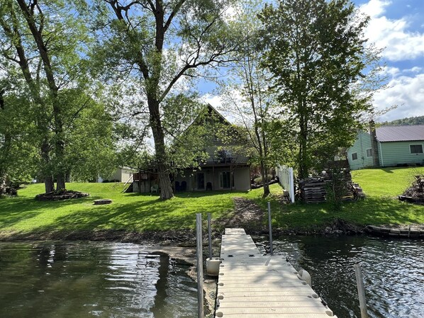 Property grounds - Riverbend waterfront, game room, fire pit, private dock (Maryland)