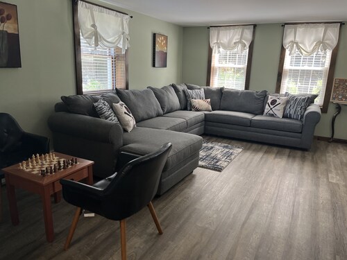 Across from Dream Park -  6 bdrms - 3 baths - game room!