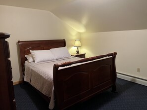 1 chambre, fer et planche Ă repasser, Wi-Fi gratuit, draps fournis